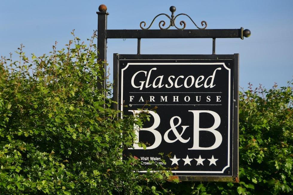 Glascoed Farmhouse Carmarthen Exterior photo